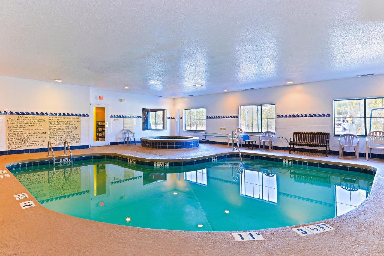 Country Inn & Suites By Radisson, Savannah Gateway, Ga Джорджтаун Экстерьер фото
